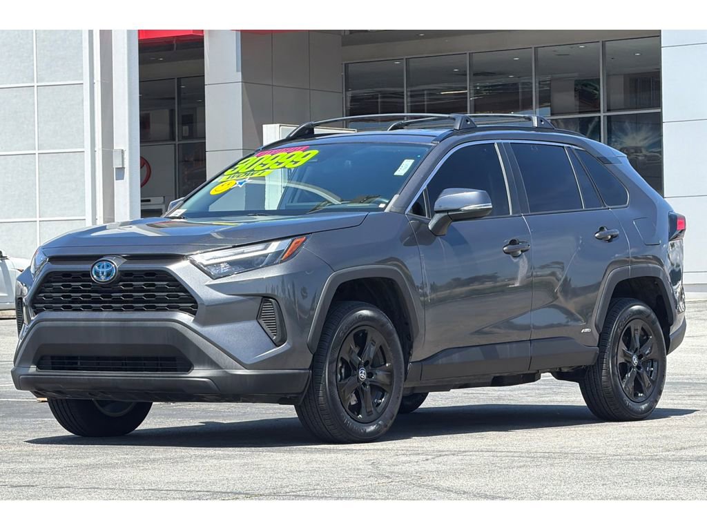 Certified 2023 Toyota RAV4 LE AWD/4WD image 8