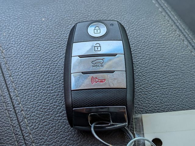 Used 2019 Kia Niro EX FWD image 33