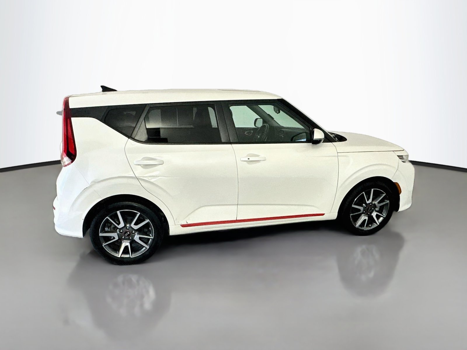 Used 2021 Kia Soul Turbo FWD image 8