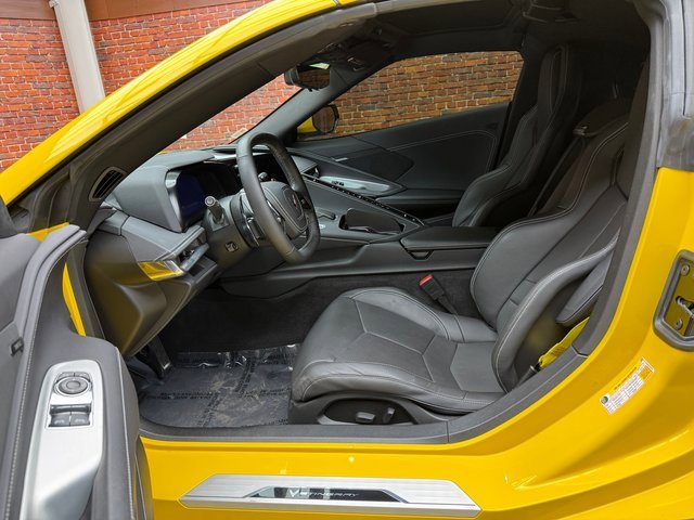 Used 2025 Chevrolet Corvette Stingray Coupe image 22