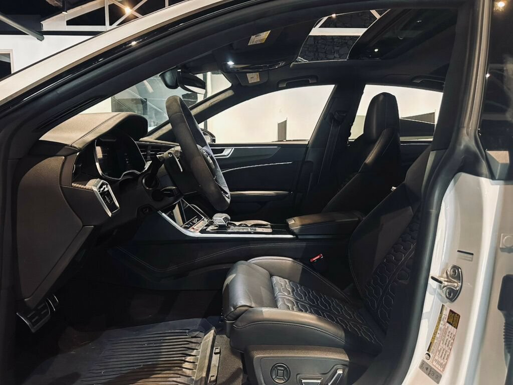 Used 2023 Audi RS 7 Sportback AWD/4WD image 10