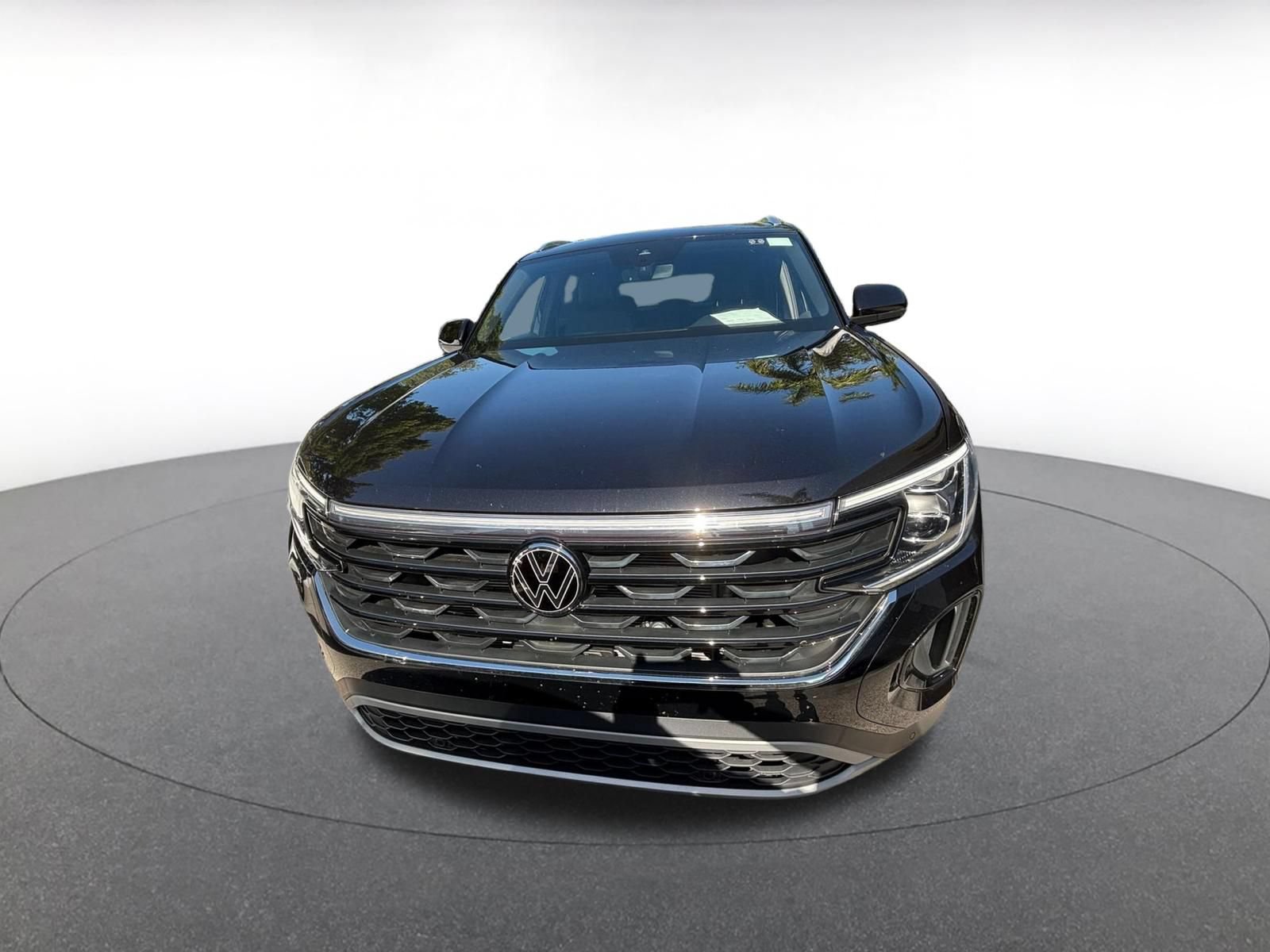 Used 2026 Volkswagen Atlas Cross Sport SE FWD image 3