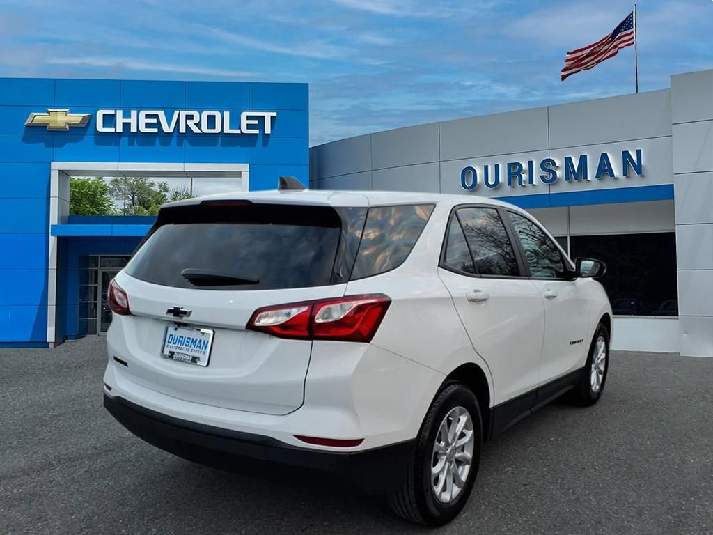 Certified 2021 Chevrolet Equinox LS w/ LPO, Blackout Package image 3
