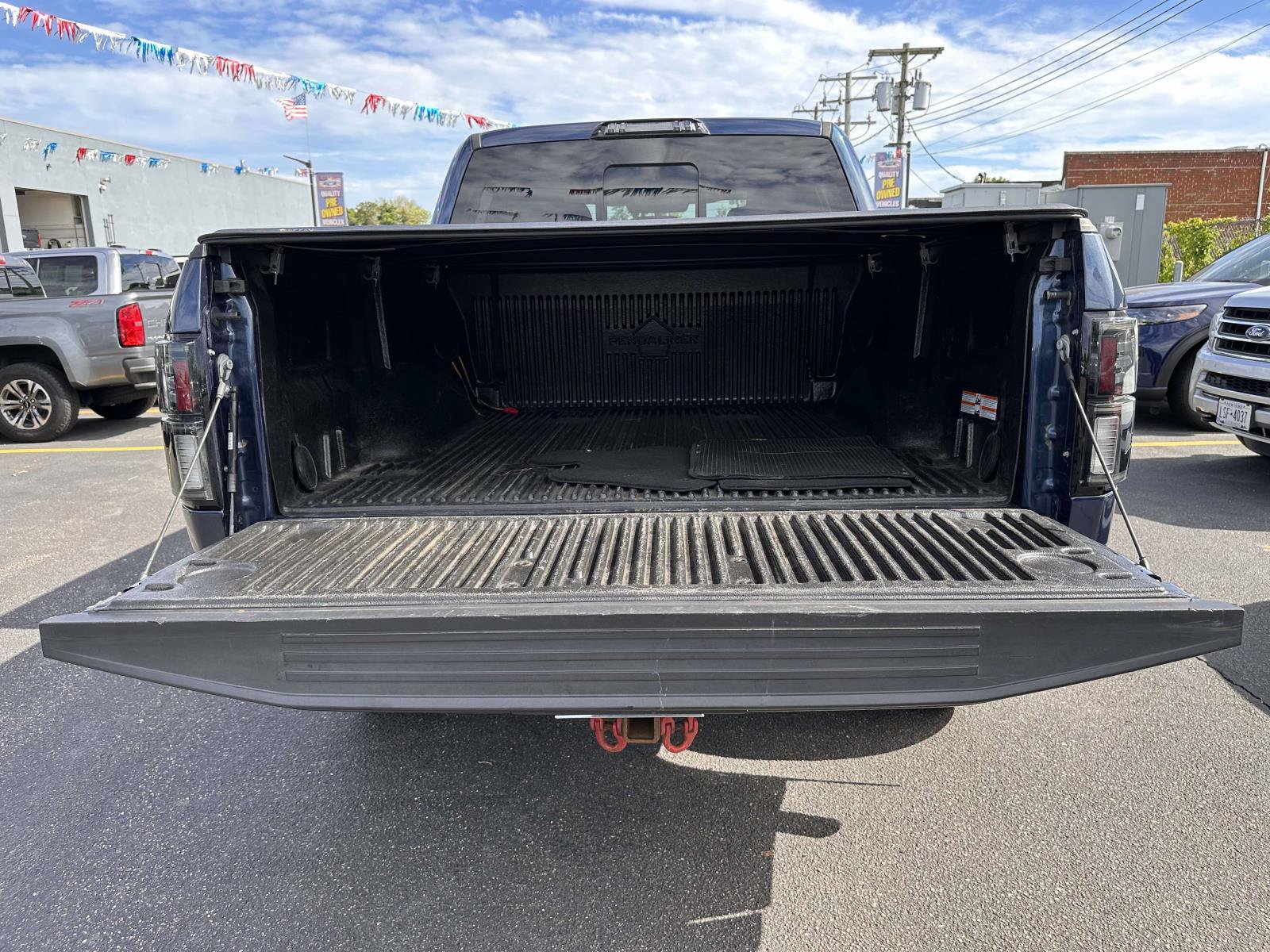 Used 2019 Ford F150 XLT w/ Equipment Group 302A Luxury AWD/4WD image 8