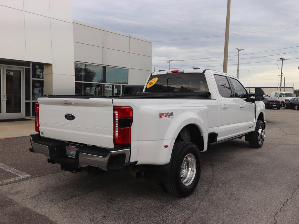 Used 2024 Ford F350 Lariat w/ Lariat Ultimate Package AWD/4WD image 15