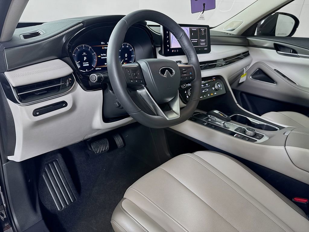 Used 2026 INFINITI QX60 Luxe w/ Cargo Package image 9