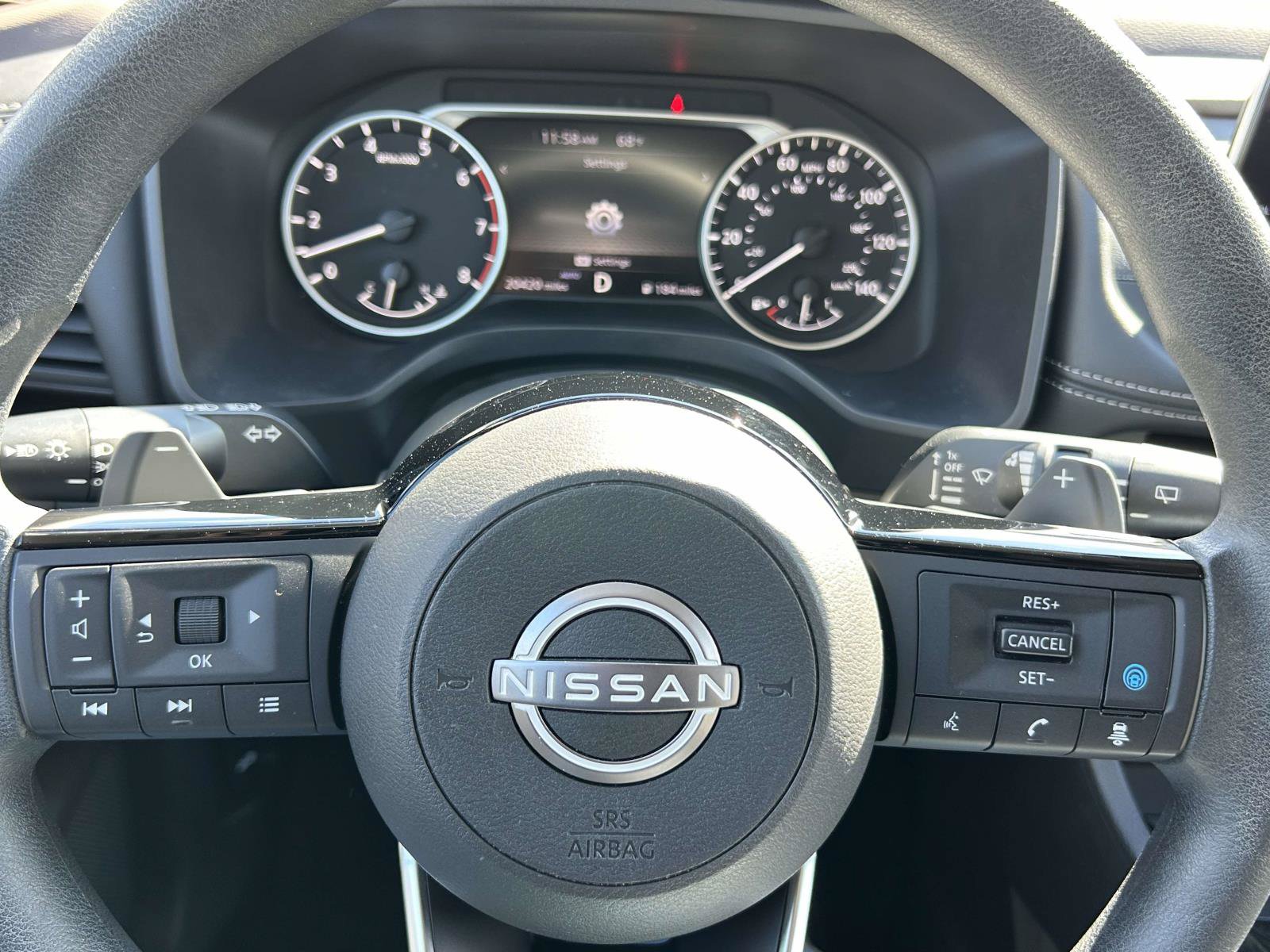 Used 2023 Nissan Rogue SV AWD/4WD image 18