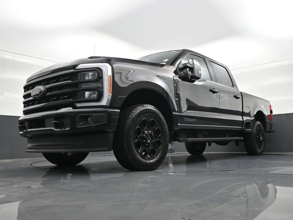 Used 2023 Ford F250 Lariat w/ Lariat Ultimate Package AWD/4WD image 26