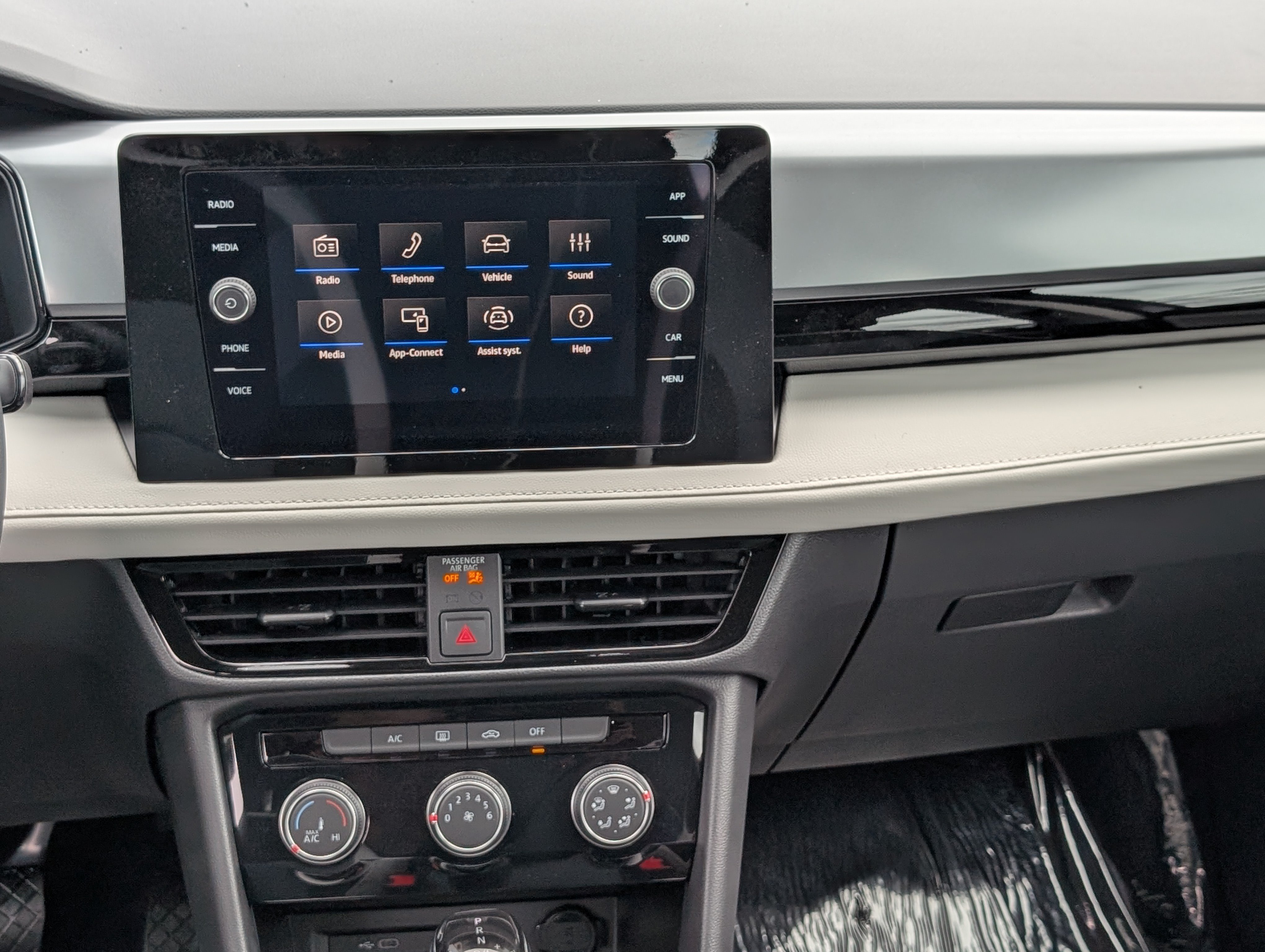 New 2027 Volkswagen Taos S FWD image 13