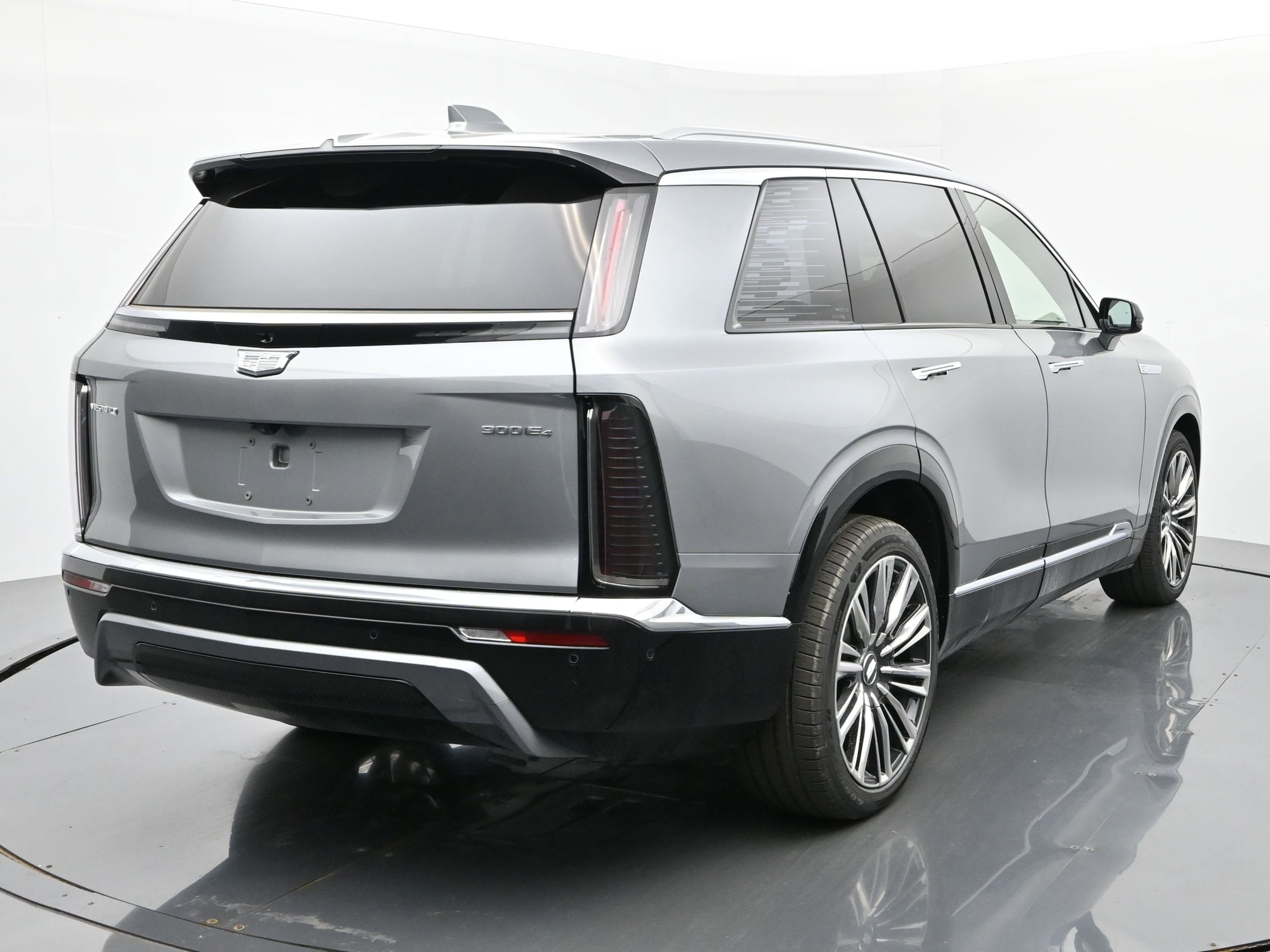 New 2026 Cadillac Vistiq Premium Luxury w/ LPO, Floor Liner Package image 5