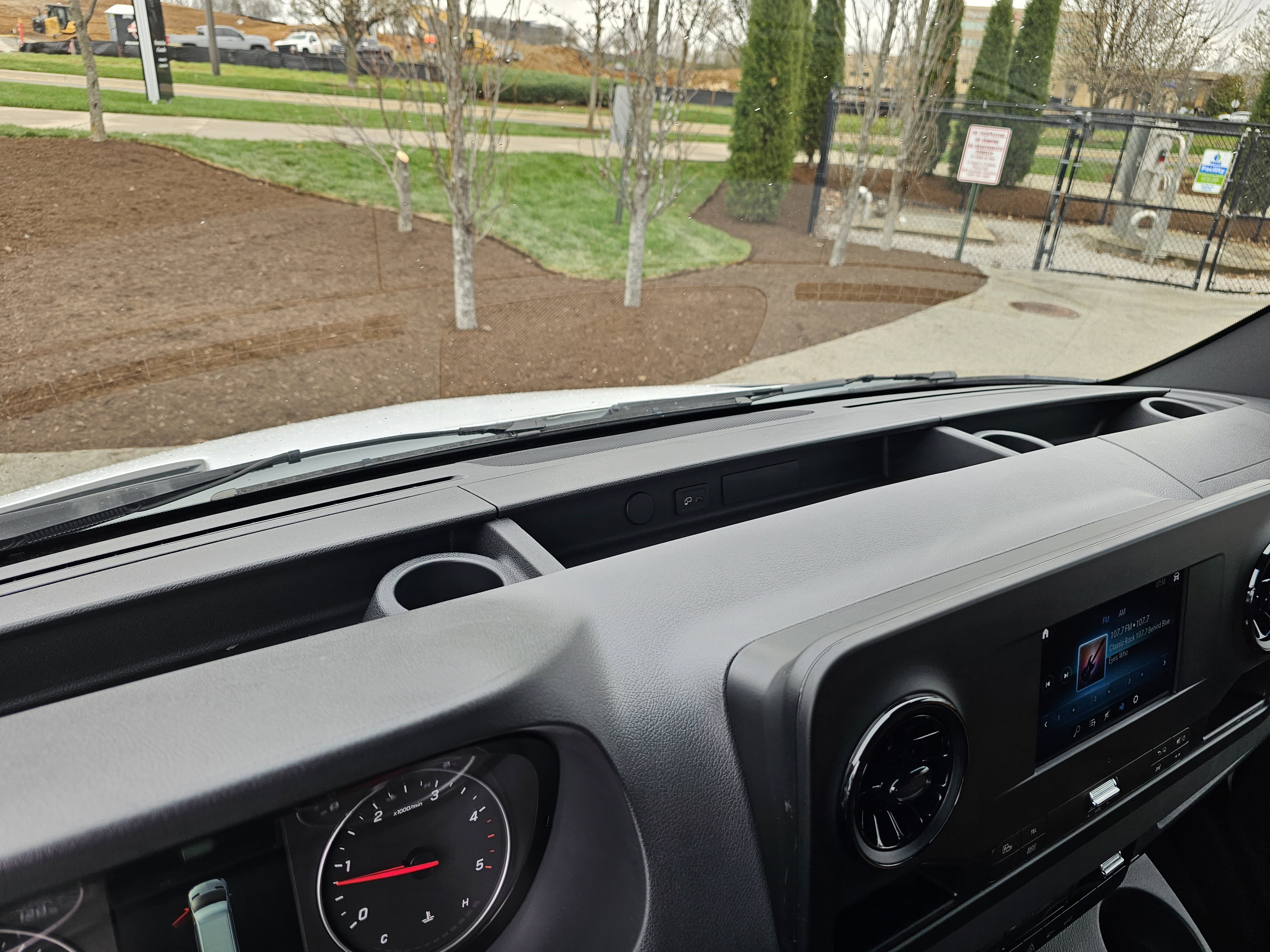 Used 2023 Mercedes-Benz Sprinter 4500 image 27