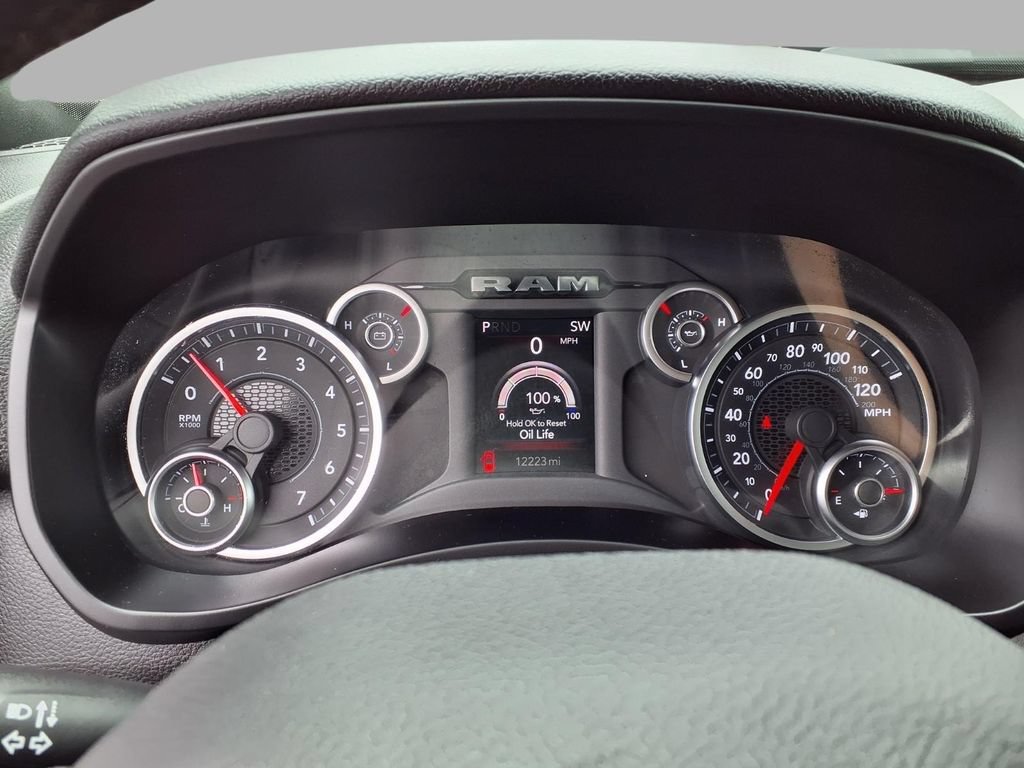 Certified 2026 RAM 2500 Big Horn AWD/4WD image 15