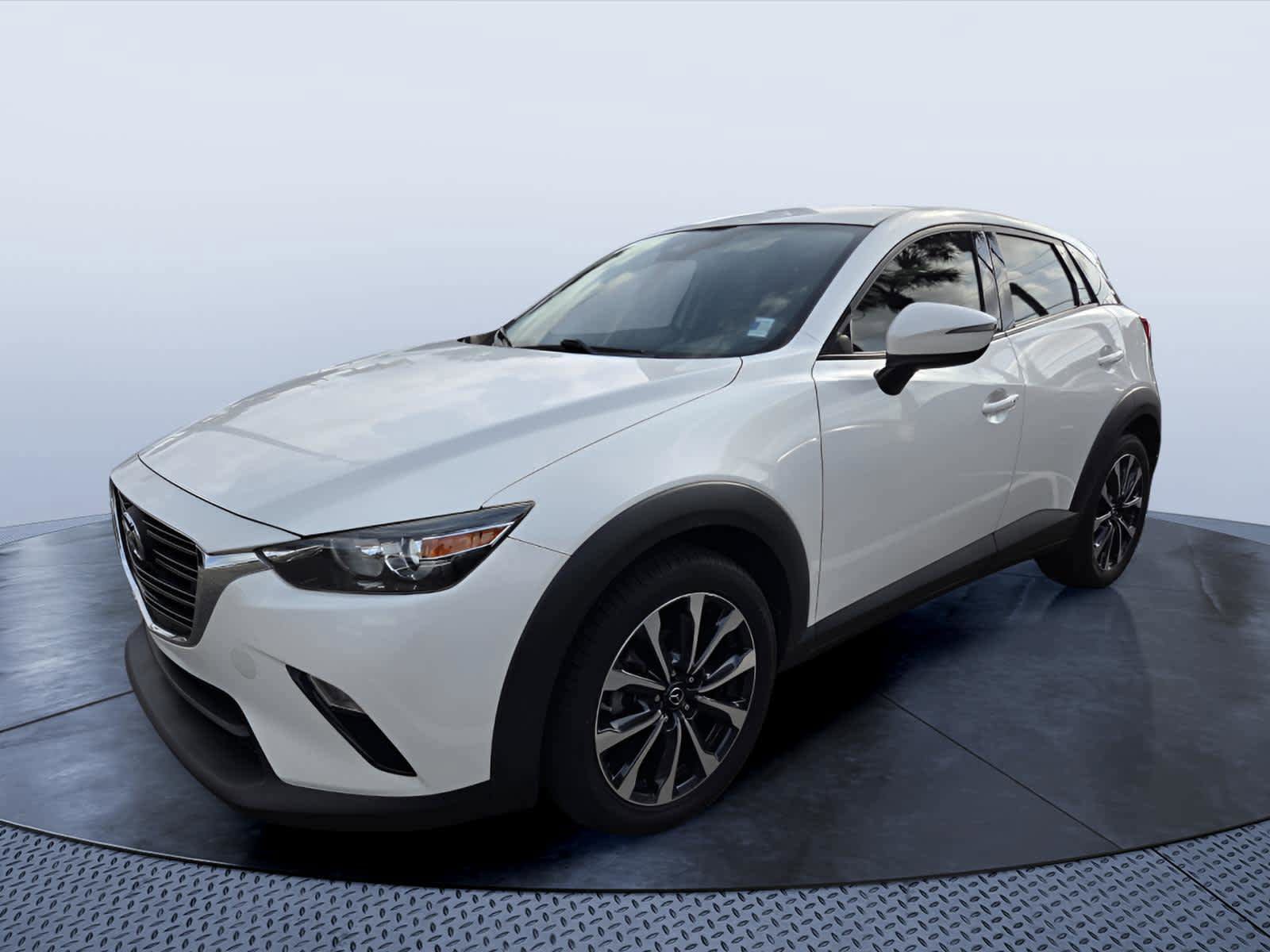 Used 2019 MAZDA CX-3 Touring FWD image 1