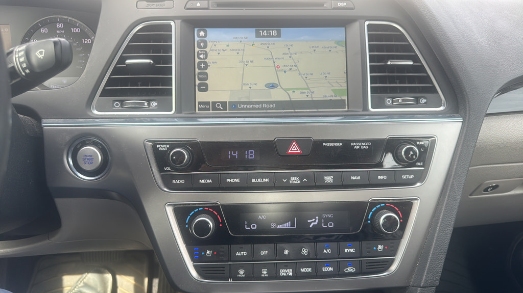 Used 2017 Hyundai Sonata Limited FWD image 16