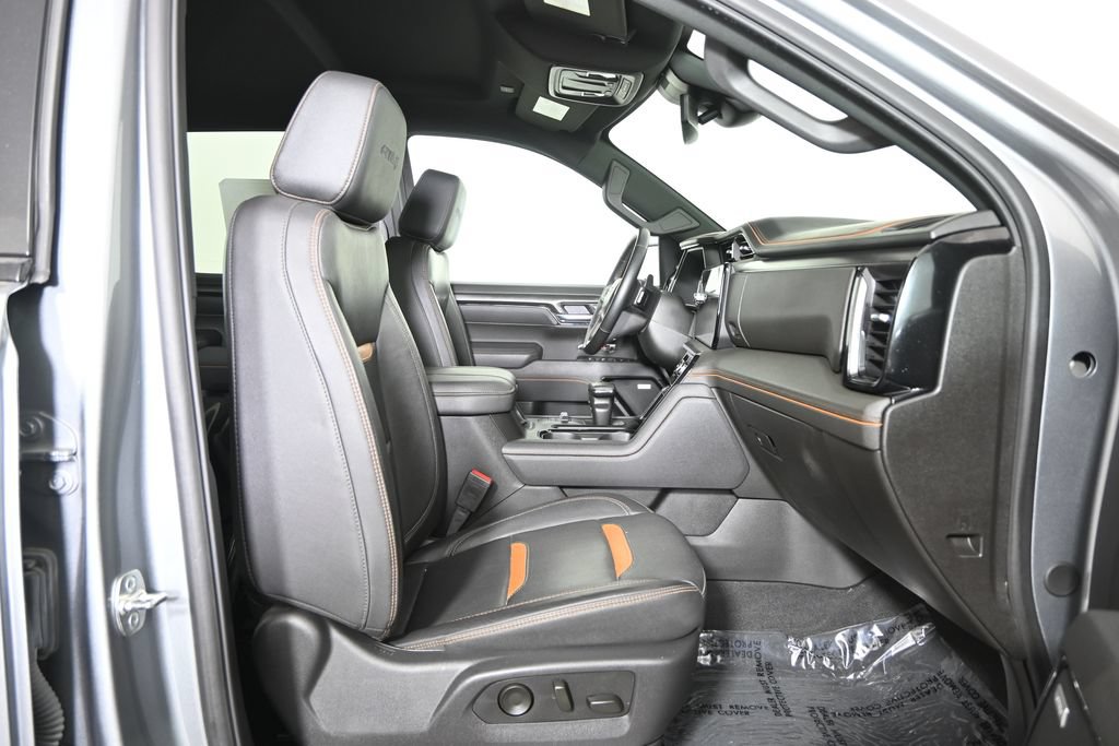 Used 2025 GMC Sierra 1500 AT4 AWD/4WD image 14