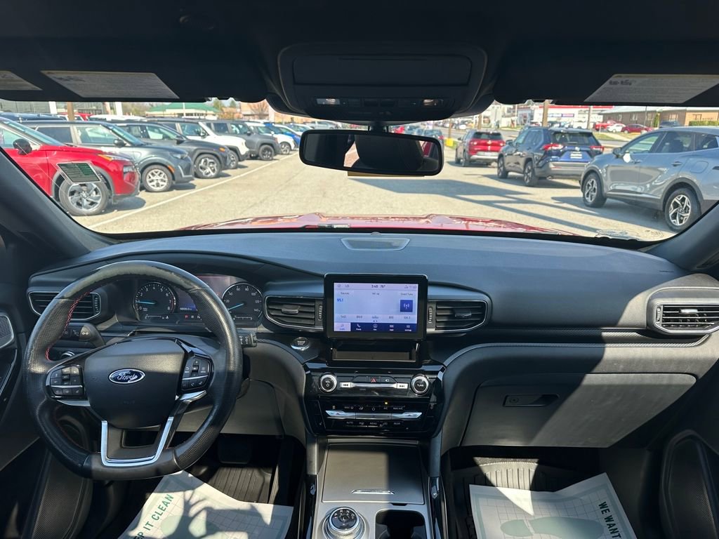 Used 2022 Ford Explorer ST-Line w/ Class IV Trailer Tow Package AWD/4WD image 11