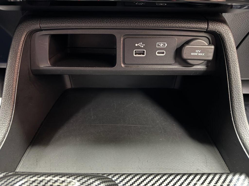 Used 2023 Honda Pilot Sport image 18