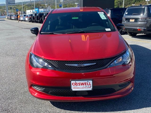 New 2026 Chrysler Voyager LX image 10