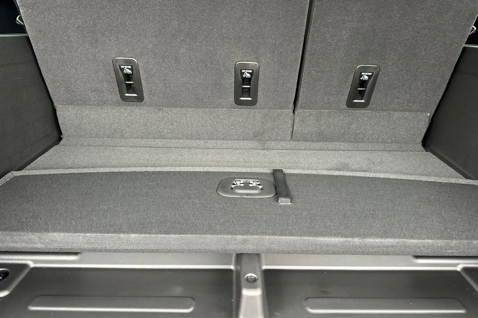 New 2026 Chevrolet Suburban Premier w/ Sun And Tow Package image 14