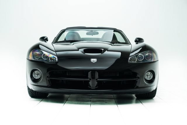 Used 2004 Dodge Viper SRT-10 RWD image 6