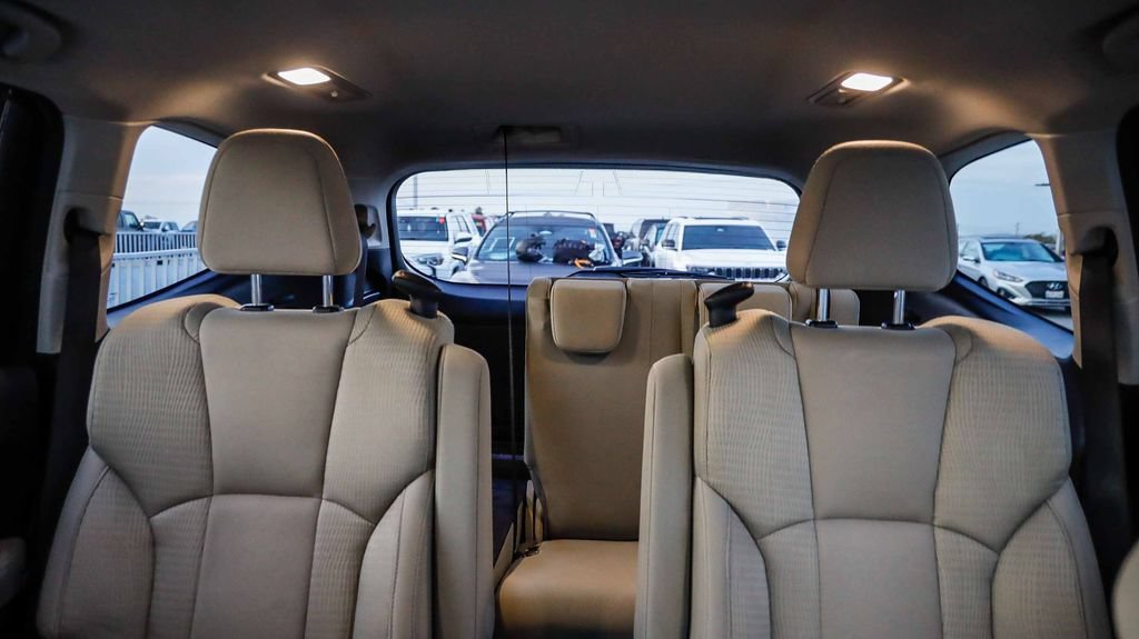 Used 2025 Subaru Ascent Premium AWD/4WD image 27