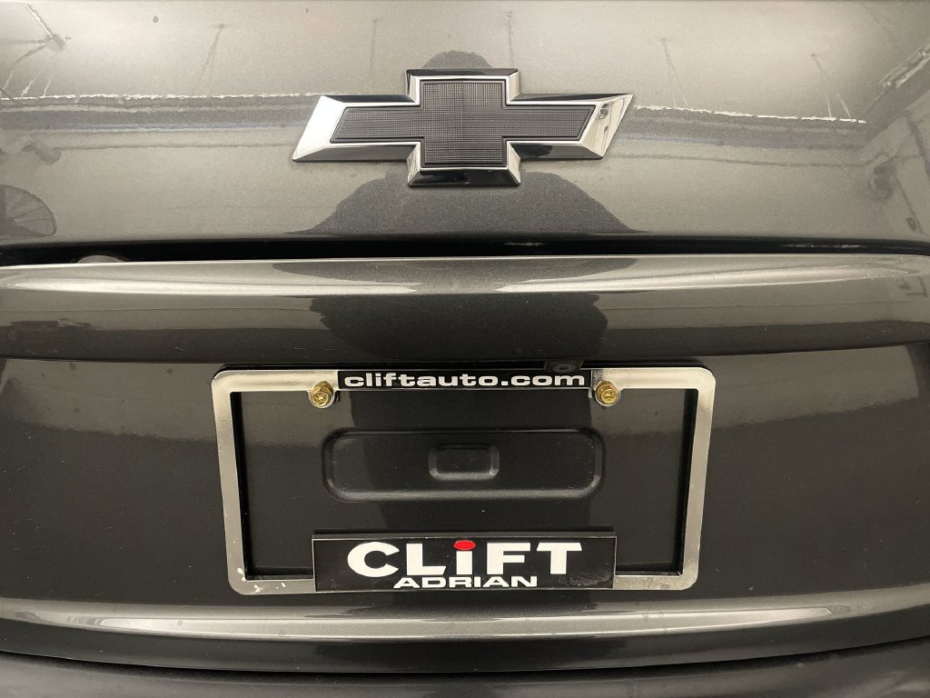 Used 2020 Chevrolet Sonic LT w/ Convenience Package FWD image 24