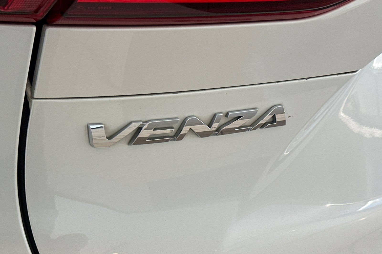 Certified 2021 Toyota Venza XLE AWD/4WD image 27
