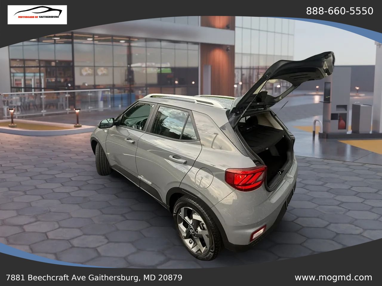 Used 2021 Hyundai Venue SEL w/ Cargo Package FWD image 6