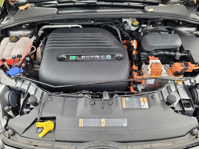 Used 2017 Ford Focus Electric Hatchback image 27