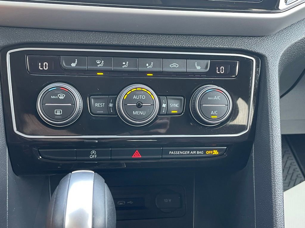 Used 2023 Volkswagen Atlas SE image 38