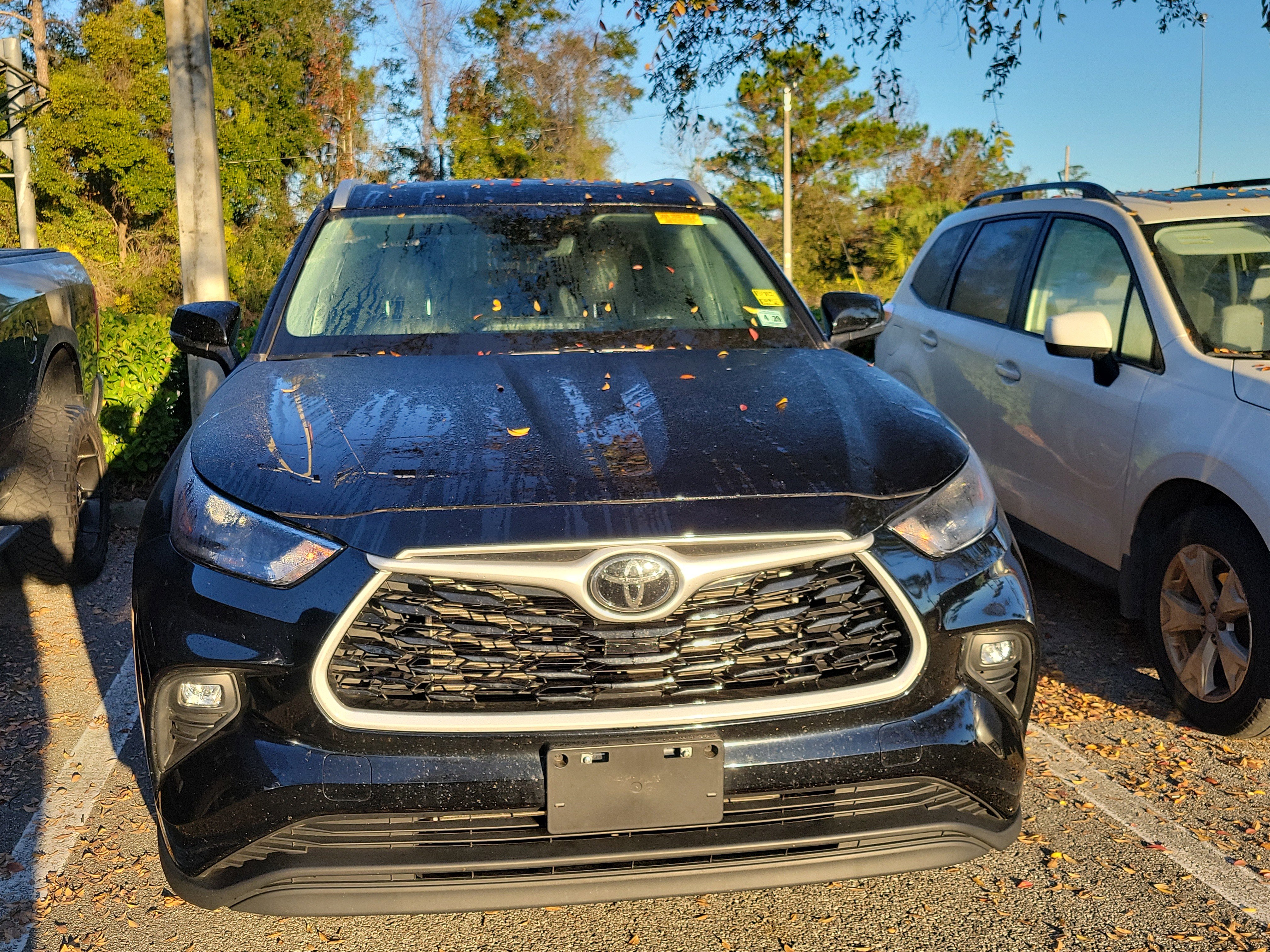 Used 2024 Toyota Highlander XLE image 26