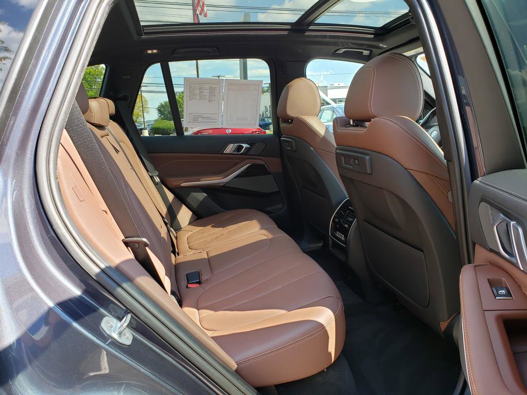 Used 2020 BMW X5 xDrive40i w/ Premium Package image 16