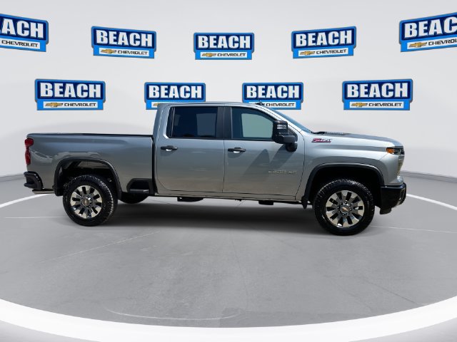 New 2026 Chevrolet Silverado 2500 Custom w/ Custom Value Package AWD/4WD image 9