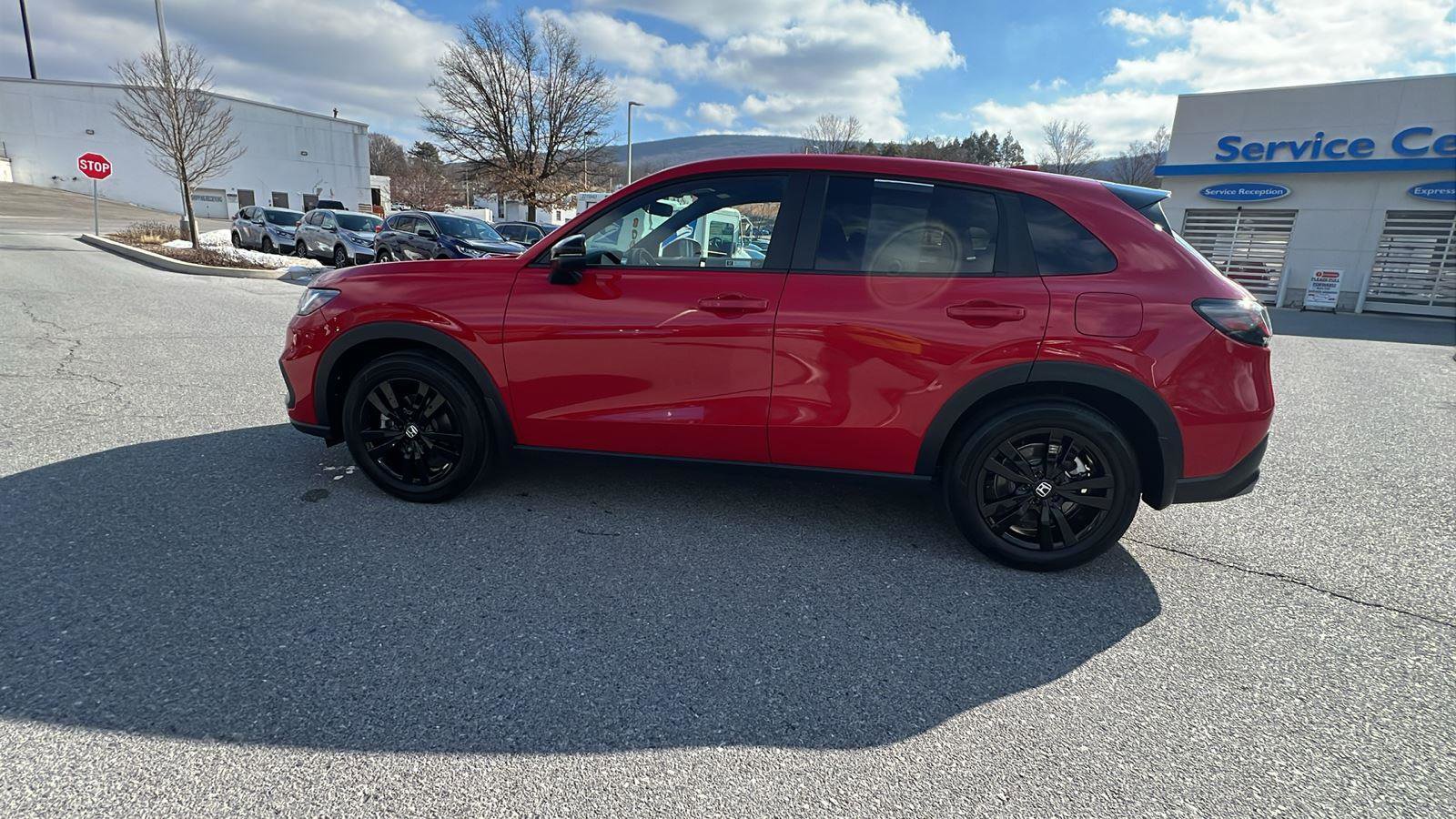 Certified 2026 Honda HR-V Sport image 7