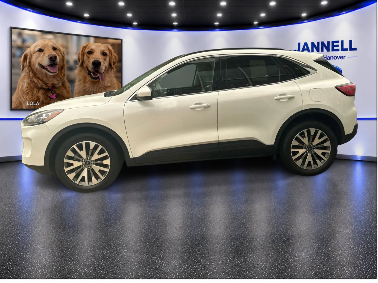 Used 2022 Ford Escape Titanium AWD/4WD image 9