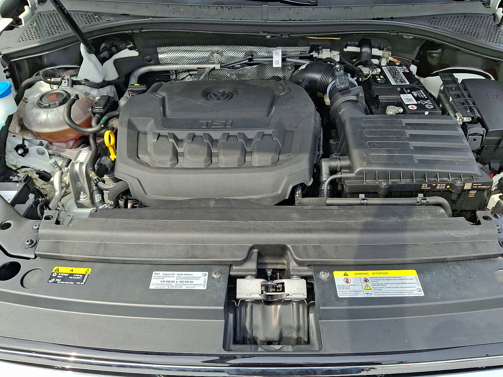 Certified 2023 Volkswagen Tiguan SEL R-Line AWD/4WD image 30