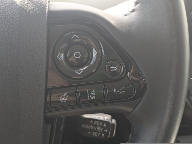 Used 2022 Toyota Prius Limited FWD image 24