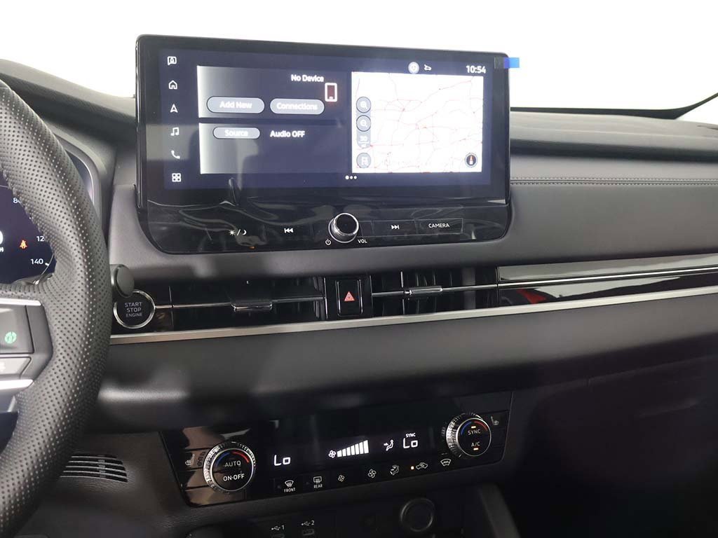 New 2025 Mitsubishi Outlander SE image 41