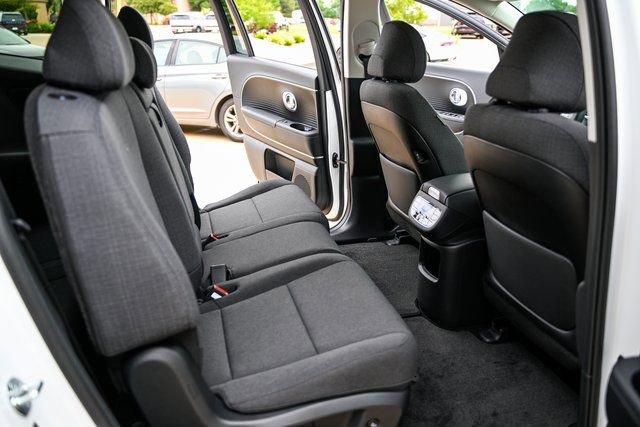 New 2026 Hyundai Ioniq 9 SE image 14