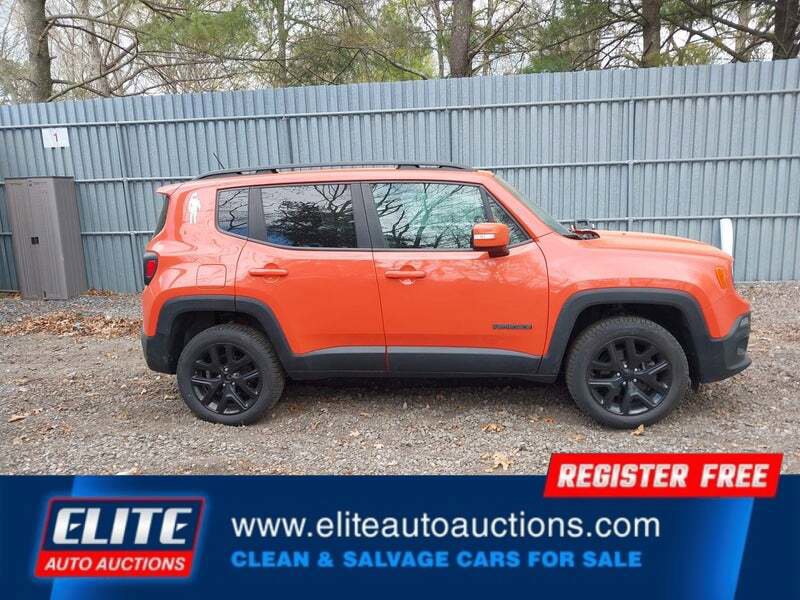 Used 2017 Jeep Renegade Altitude AWD/4WD image 26