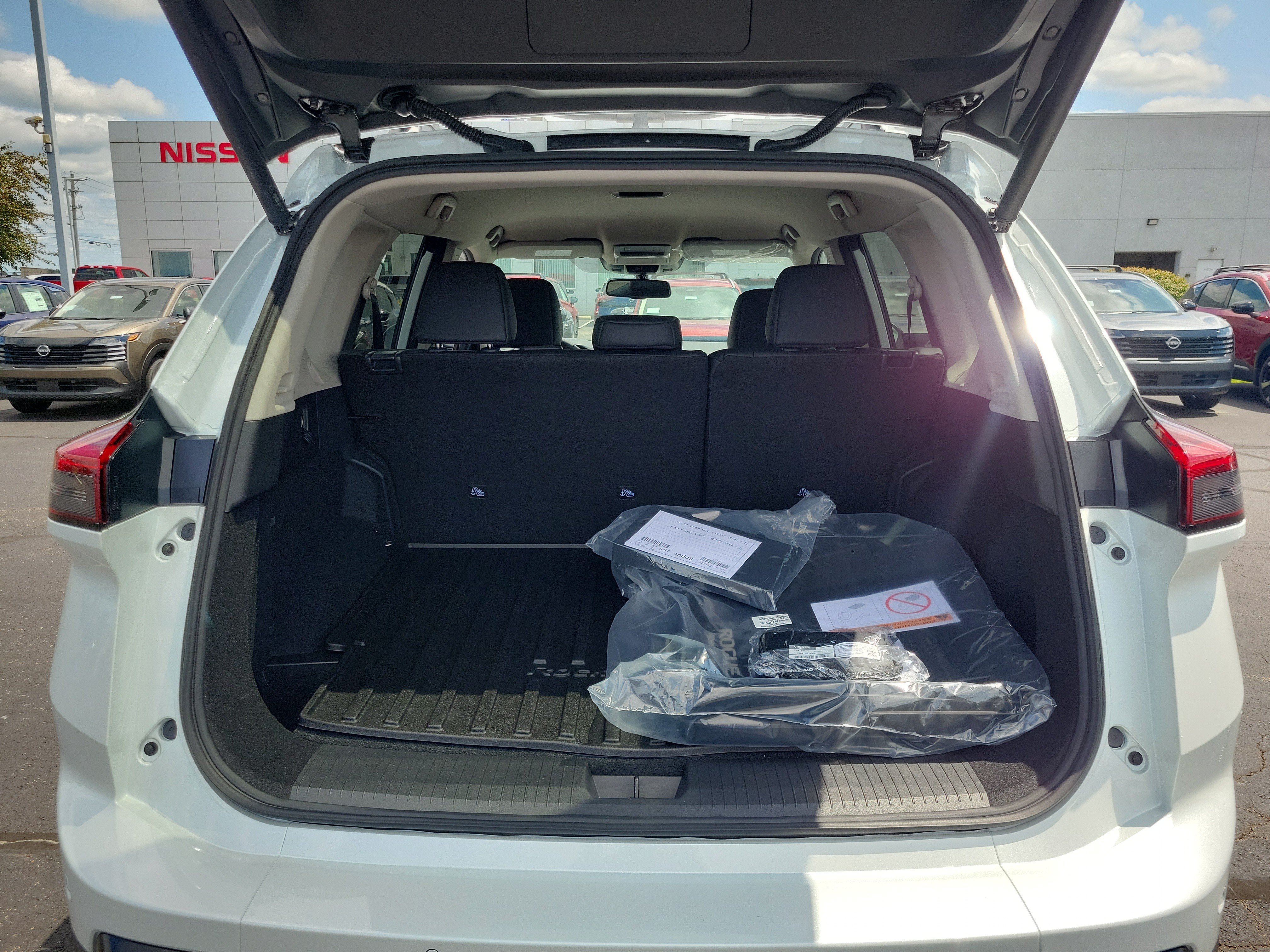 New 2026 Nissan Rogue SV w/ Rock Creek Premium Package AWD/4WD image 8