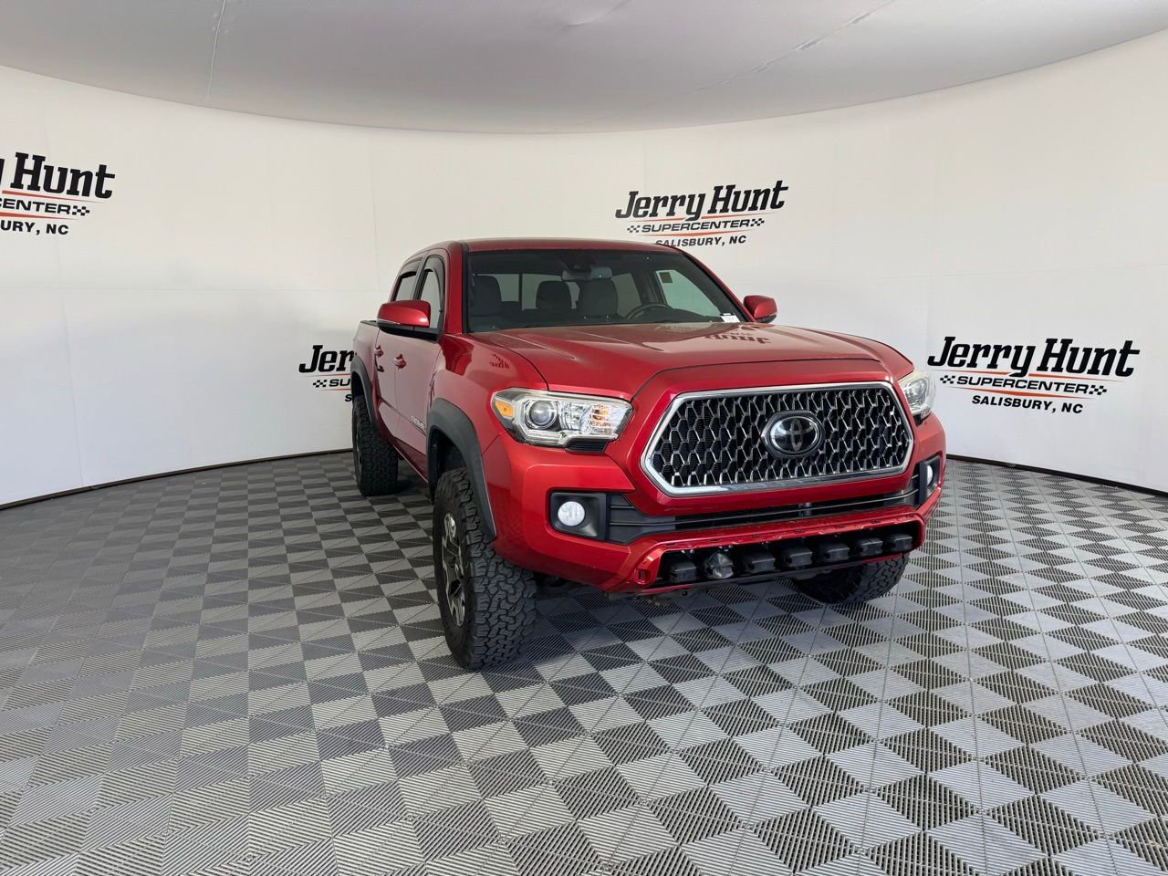 Used 2019 Toyota Tacoma TRD Off-Road image 7