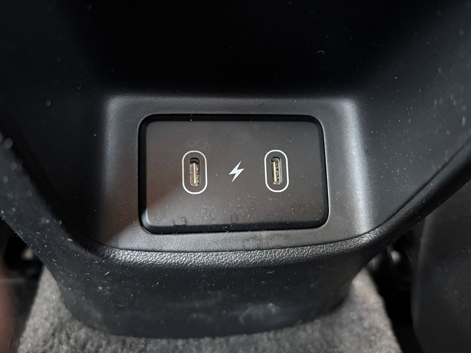 Used 2025 Hyundai Elantra Limited image 24