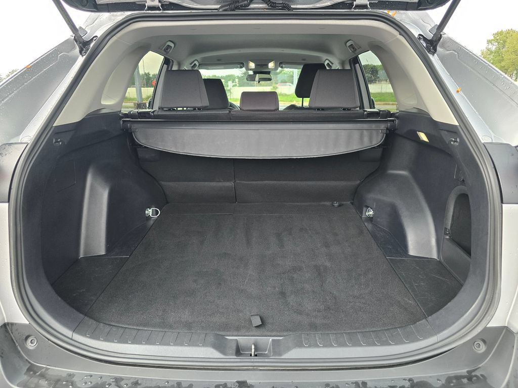 Certified 2025 Toyota RAV4 XLE AWD/4WD image 19