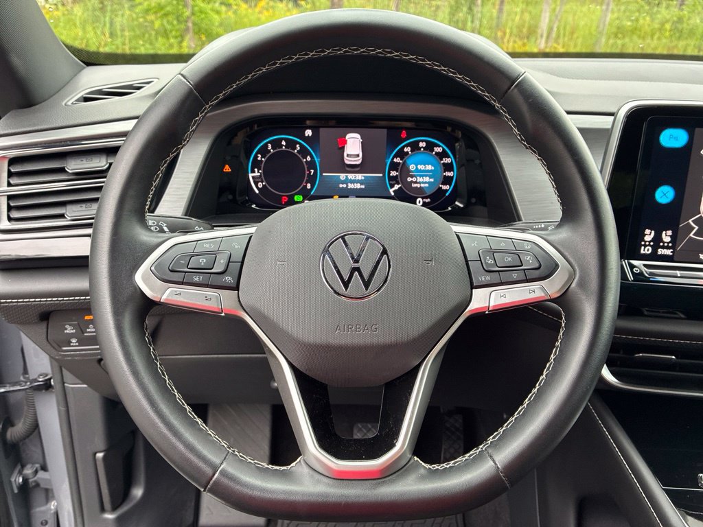 Used 2024 Volkswagen Atlas Cross Sport SE AWD/4WD image 29