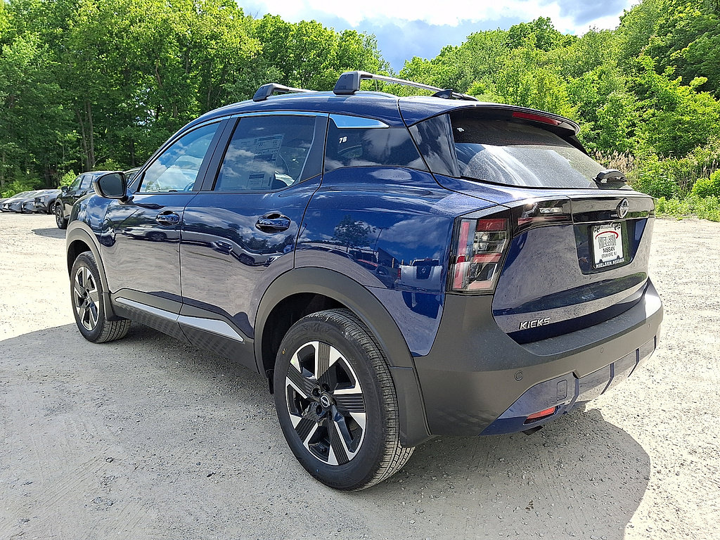 New 2026 Nissan Kicks SV w/ Interior Electronics Package AWD/4WD image 3