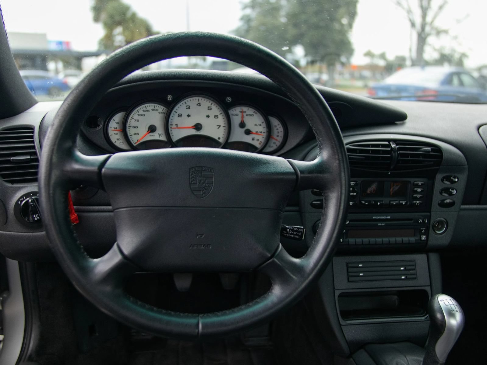 Used 1999 Porsche 911 Carrera RWD image 31