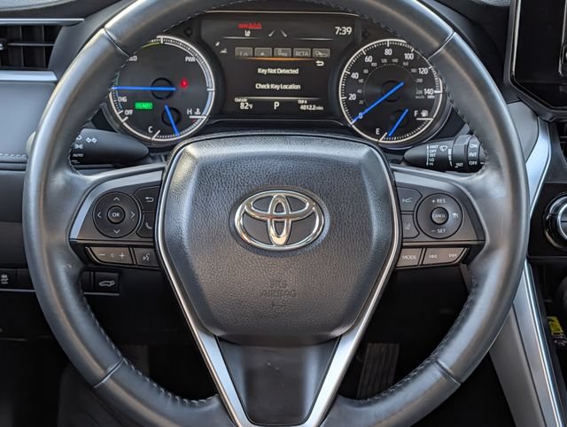 Certified 2023 Toyota Venza LE AWD/4WD image 13