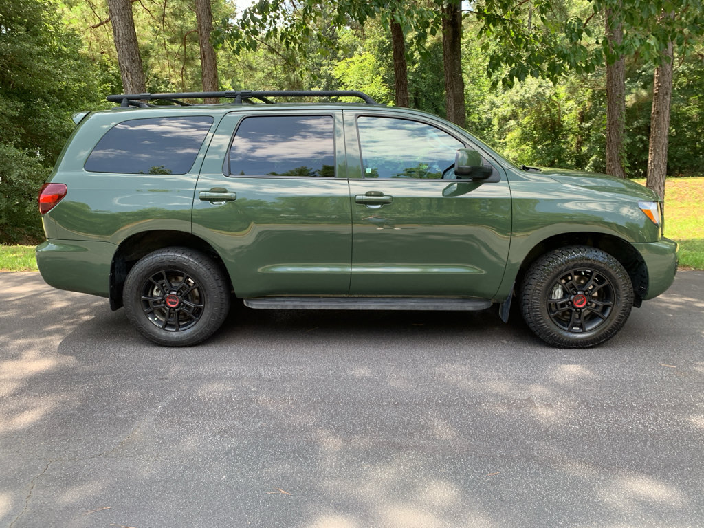 Used 2020 Toyota Sequoia TRD Pro AWD/4WD image 11
