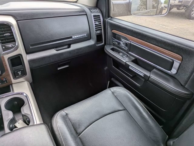 Used 2017 RAM 3500 Laramie w/ Convenience Group AWD/4WD image 17